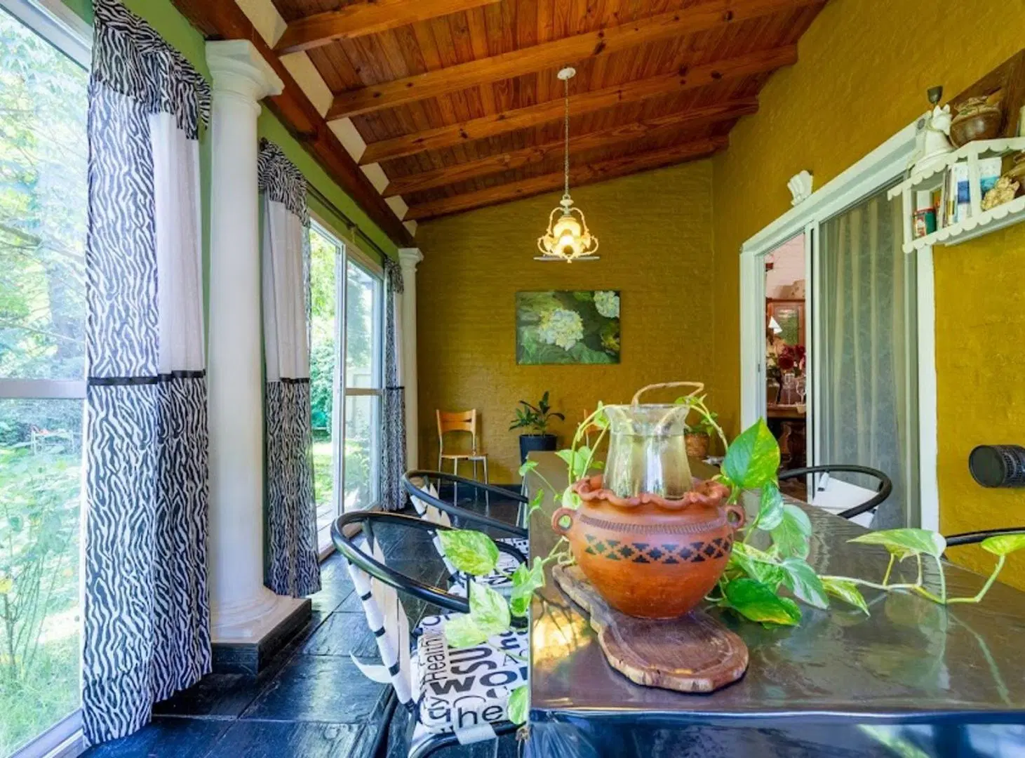 VENTA CASA BARRIO CERRADO SIN EXPENSAS 8