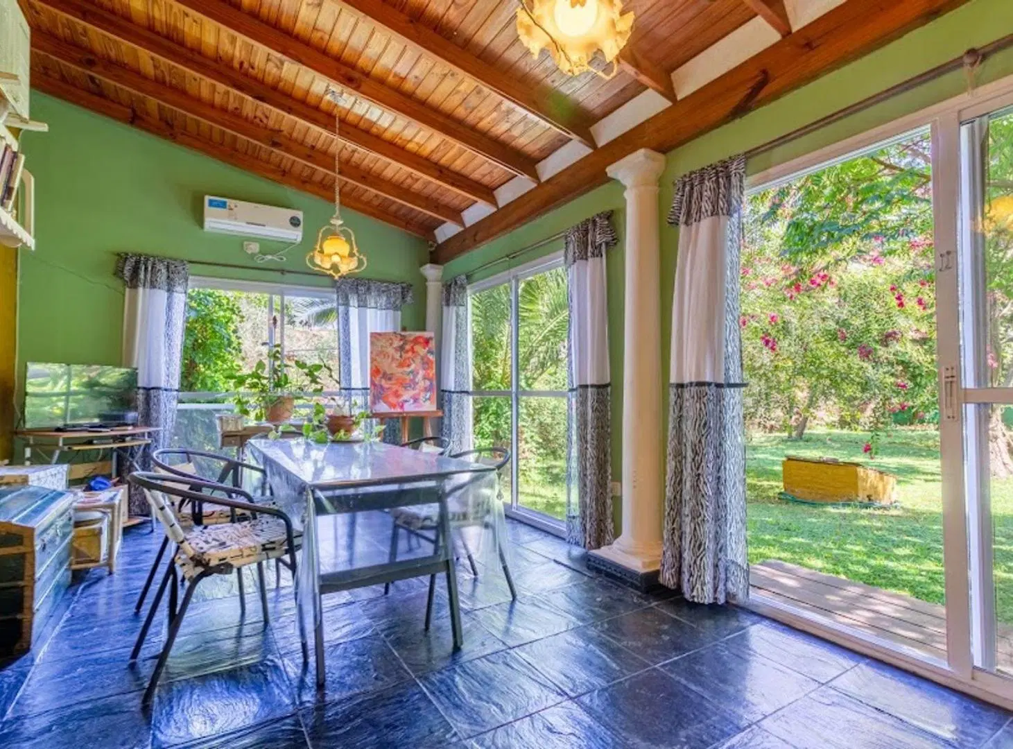 VENTA CASA BARRIO CERRADO SIN EXPENSAS 5