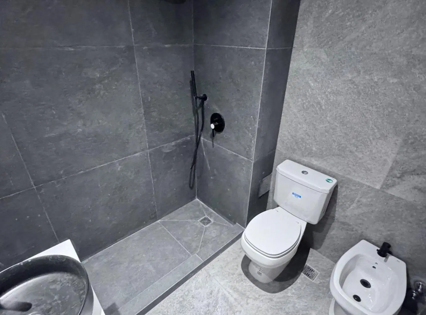 Venta departm 2 ambientes Milenia Nordelta cochera 4