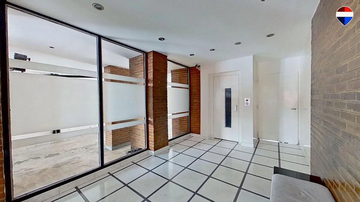 Venta 4 ambientes con cochera y patio en Belgrano 3