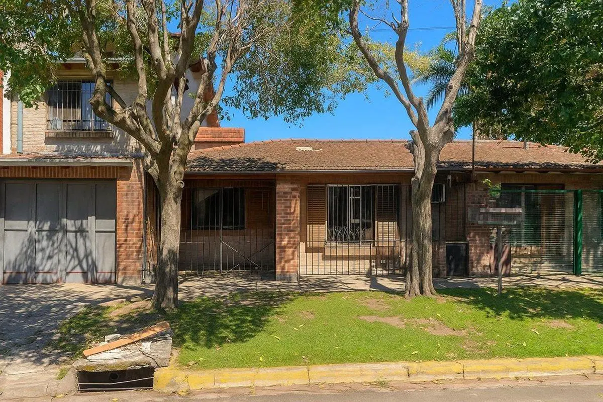 VENTA CASA 5 AMBIENTES DON TORCUATO BARRIO COLCAS 5