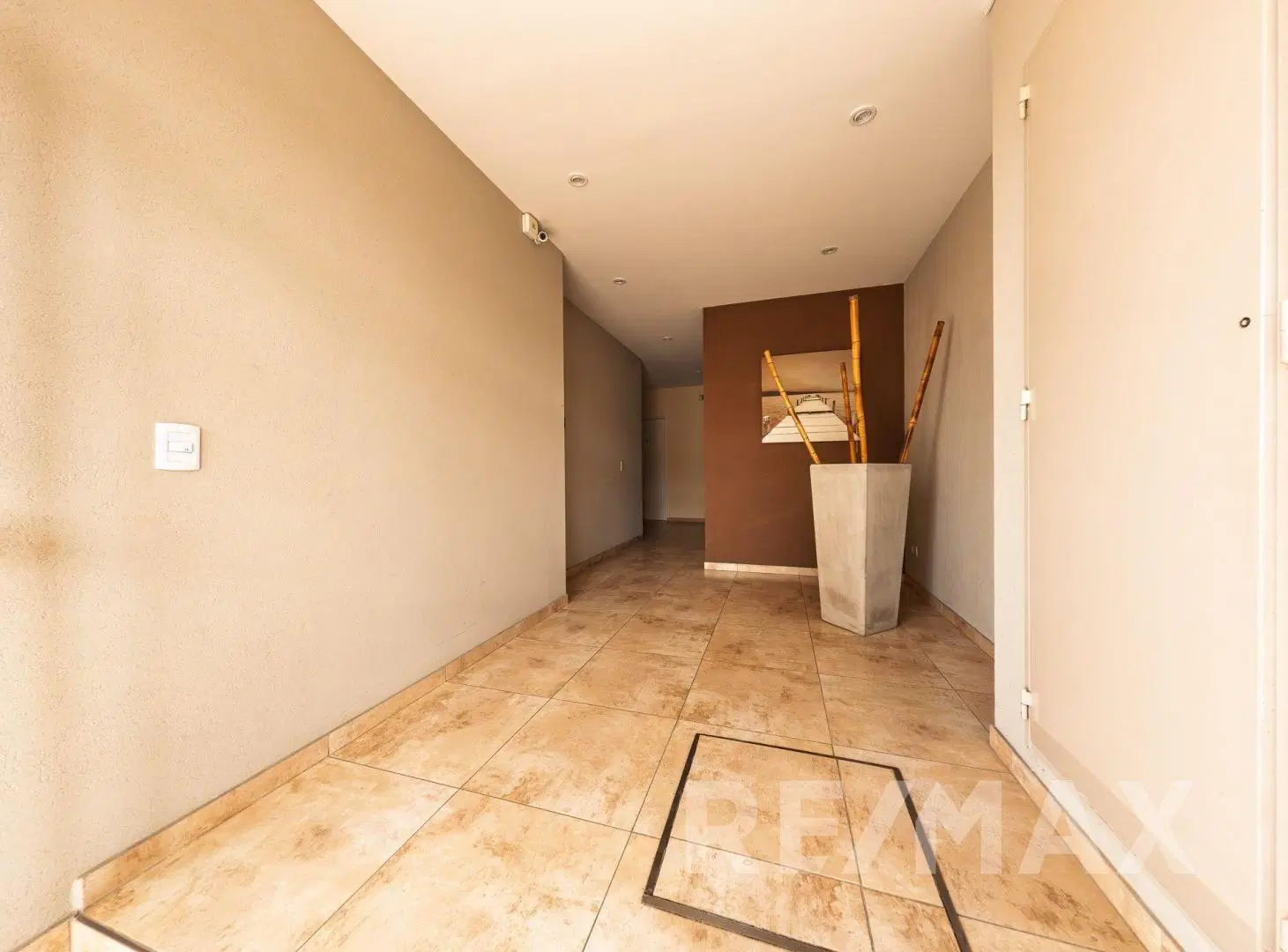 Departamento 1 Amb con balcón en Pilar Centro 4