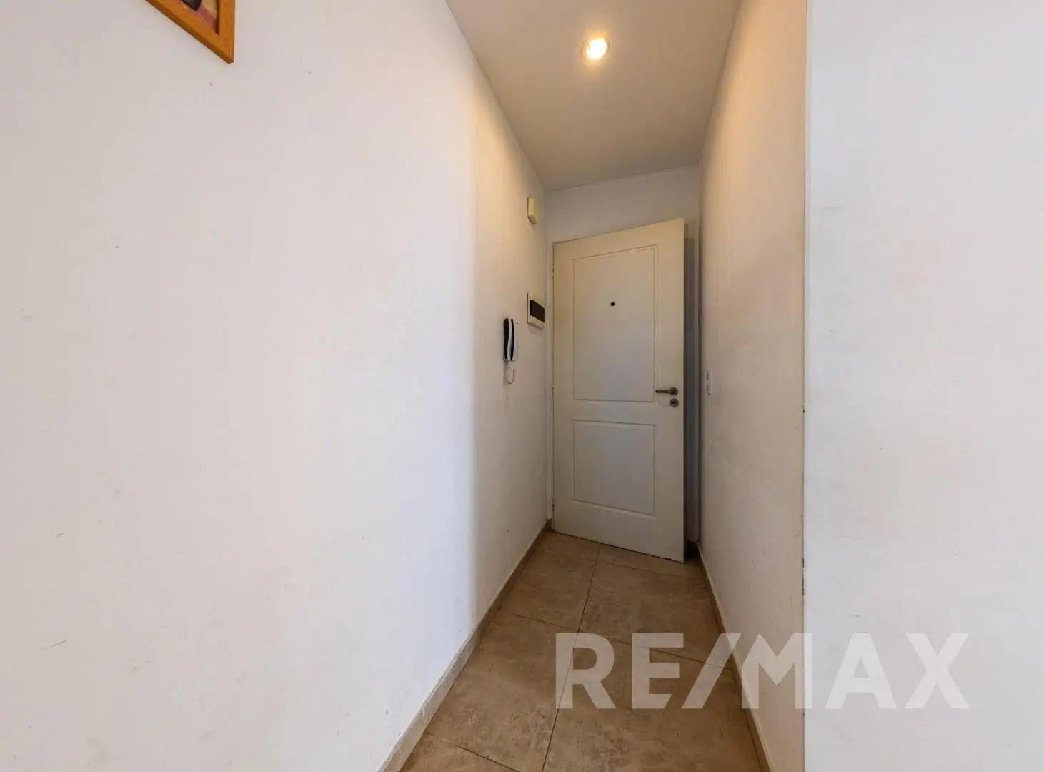 Departamento 1 Amb con balcón en Pilar Centro 3