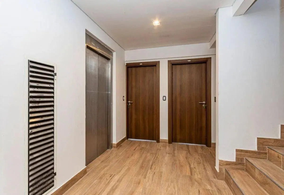 VENTA Dpto. Monoambiente c/cochera Tigre centro. 8