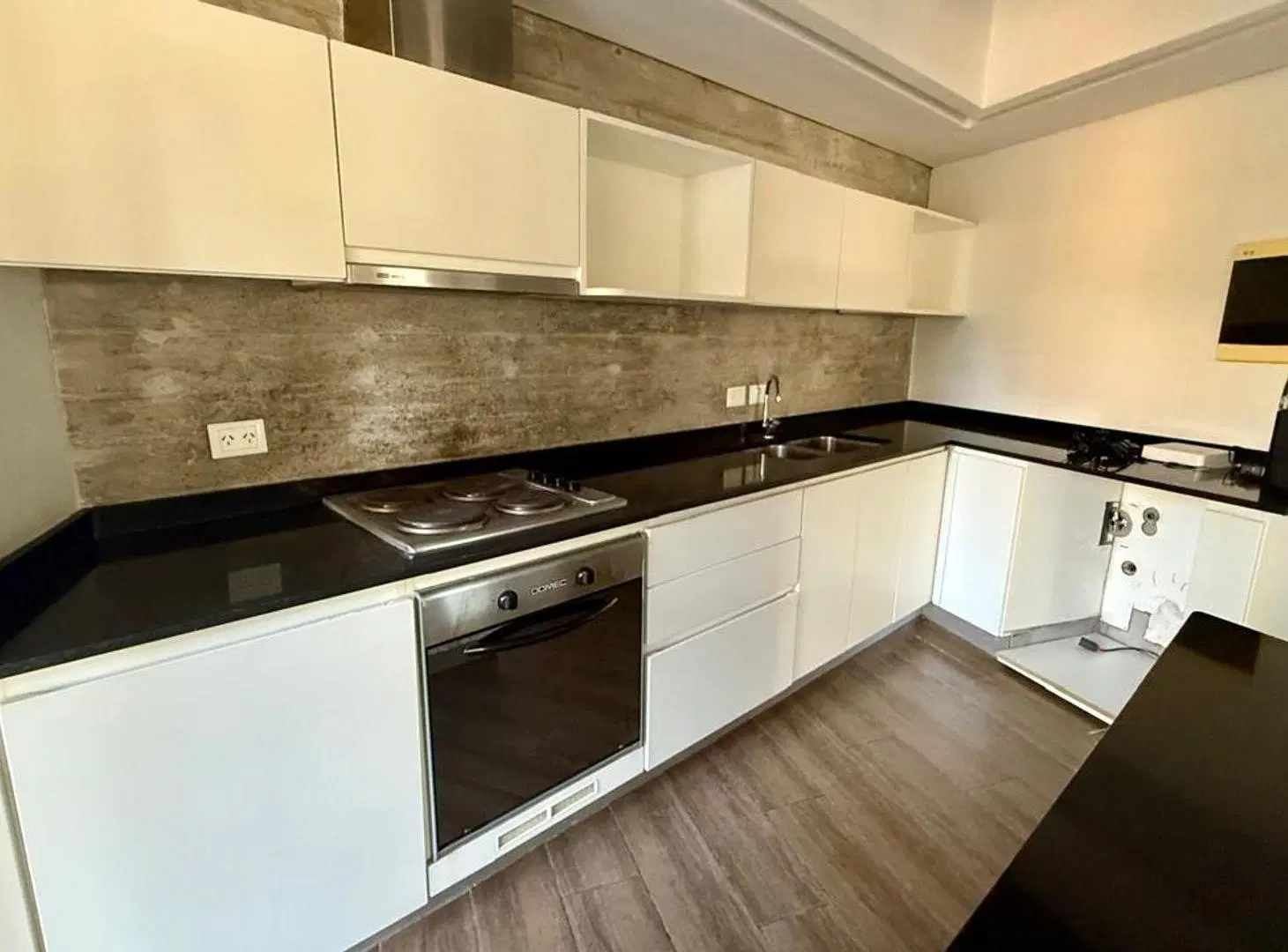 VENTA DE DEPARTAMENTO / DUPLEX 5 AMB. PUNTA CHICA 2