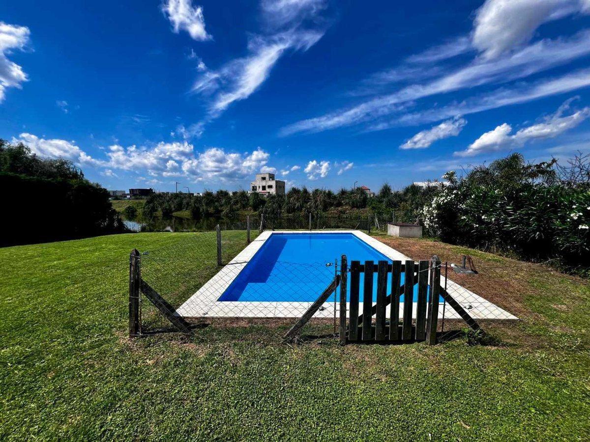 Foto de VENTA CASA 5 AMBIENTES Y PILETA CANTON NORTE, imagen 5