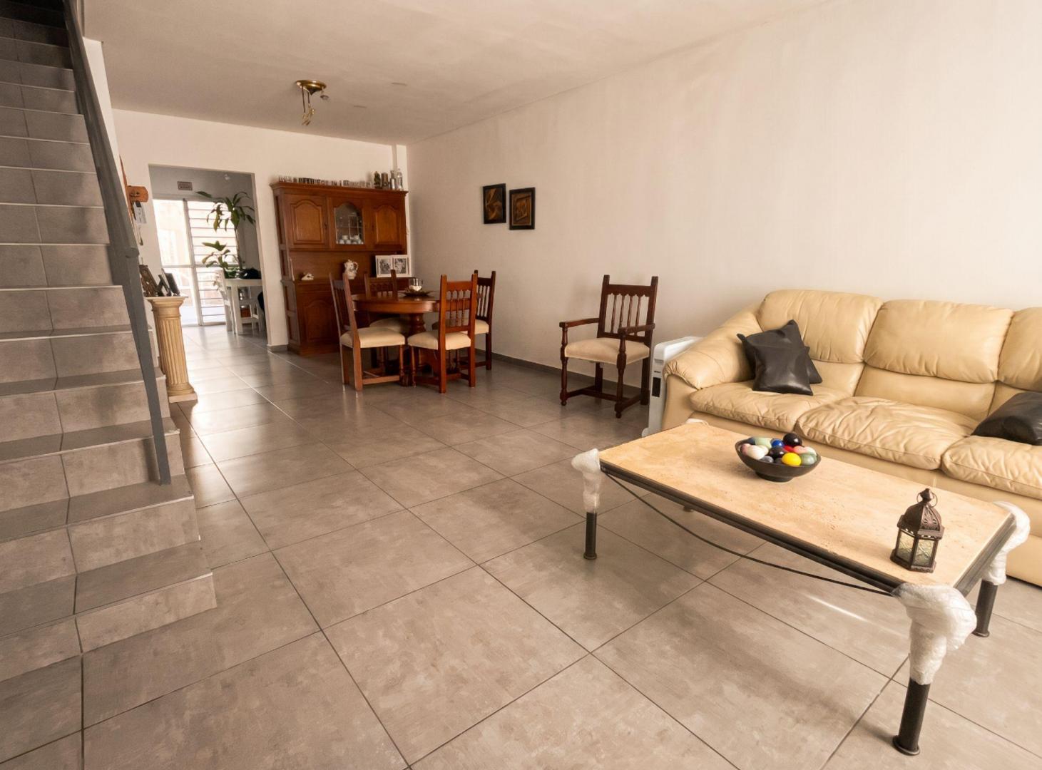 Foto de Duplex en Venta 4 ambientes - Florida Oeste, imagen 2