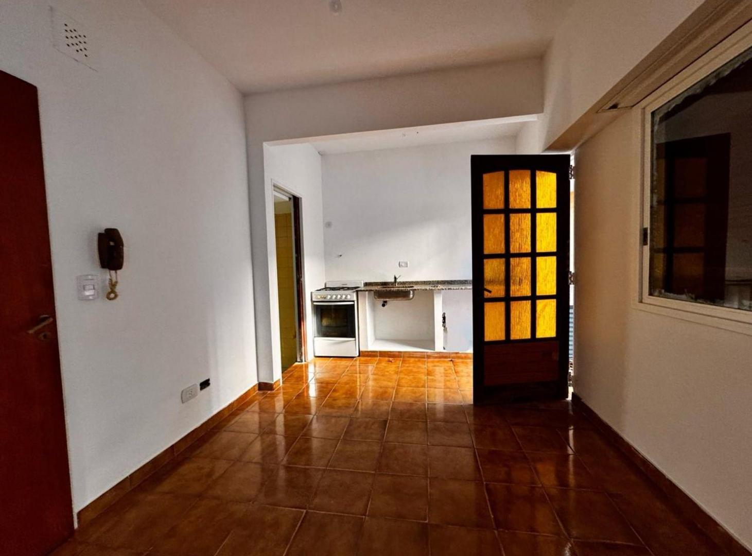 Foto de Duplex 4 amb cochera y patio San Andres, imagen 1