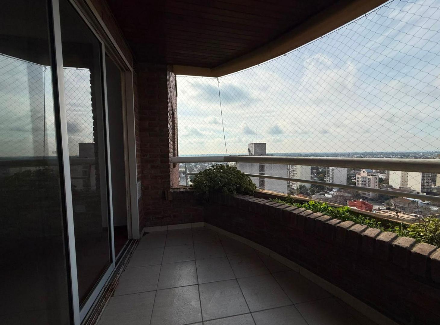 Foto de VENTA DEPARTAMENTO 3 AMB EDIFICIO BARCELONA III, imagen 4