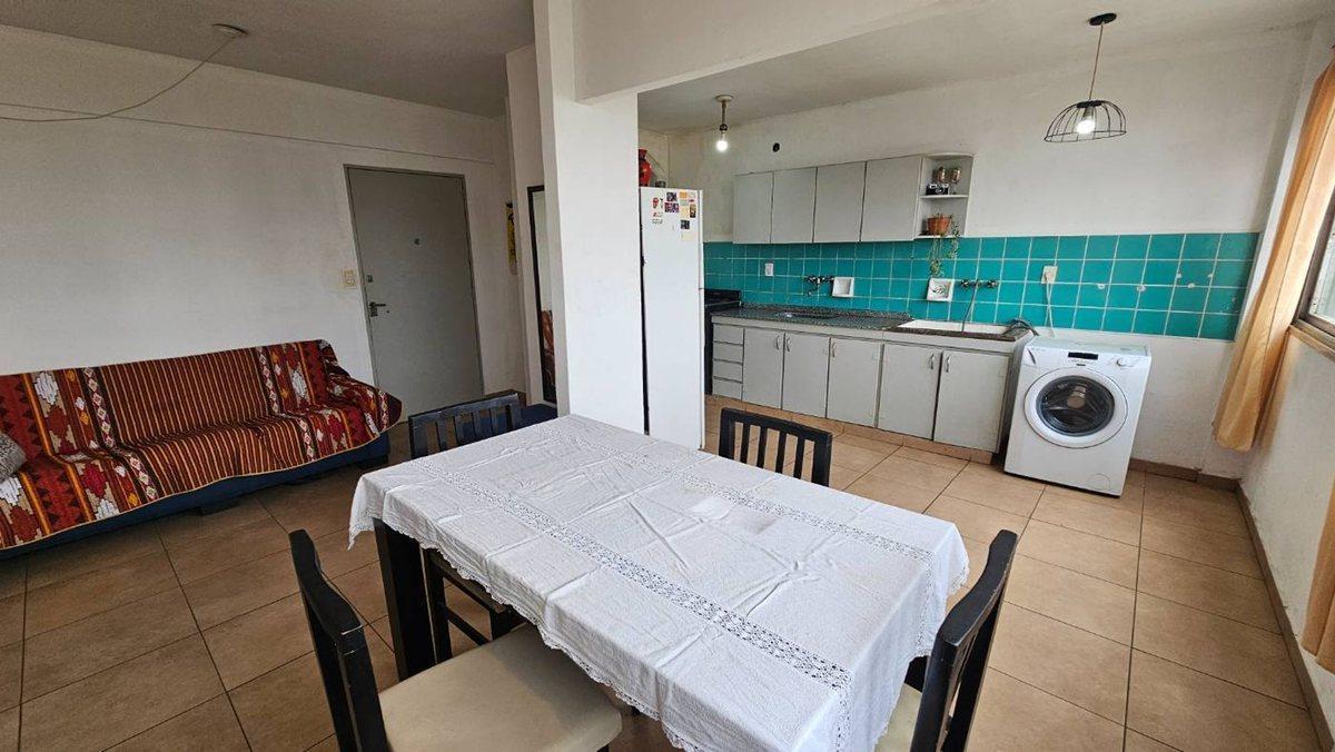Foto de VENTA DEPARTAMENTO 3 AMBIENTES LINIERS, imagen 2
