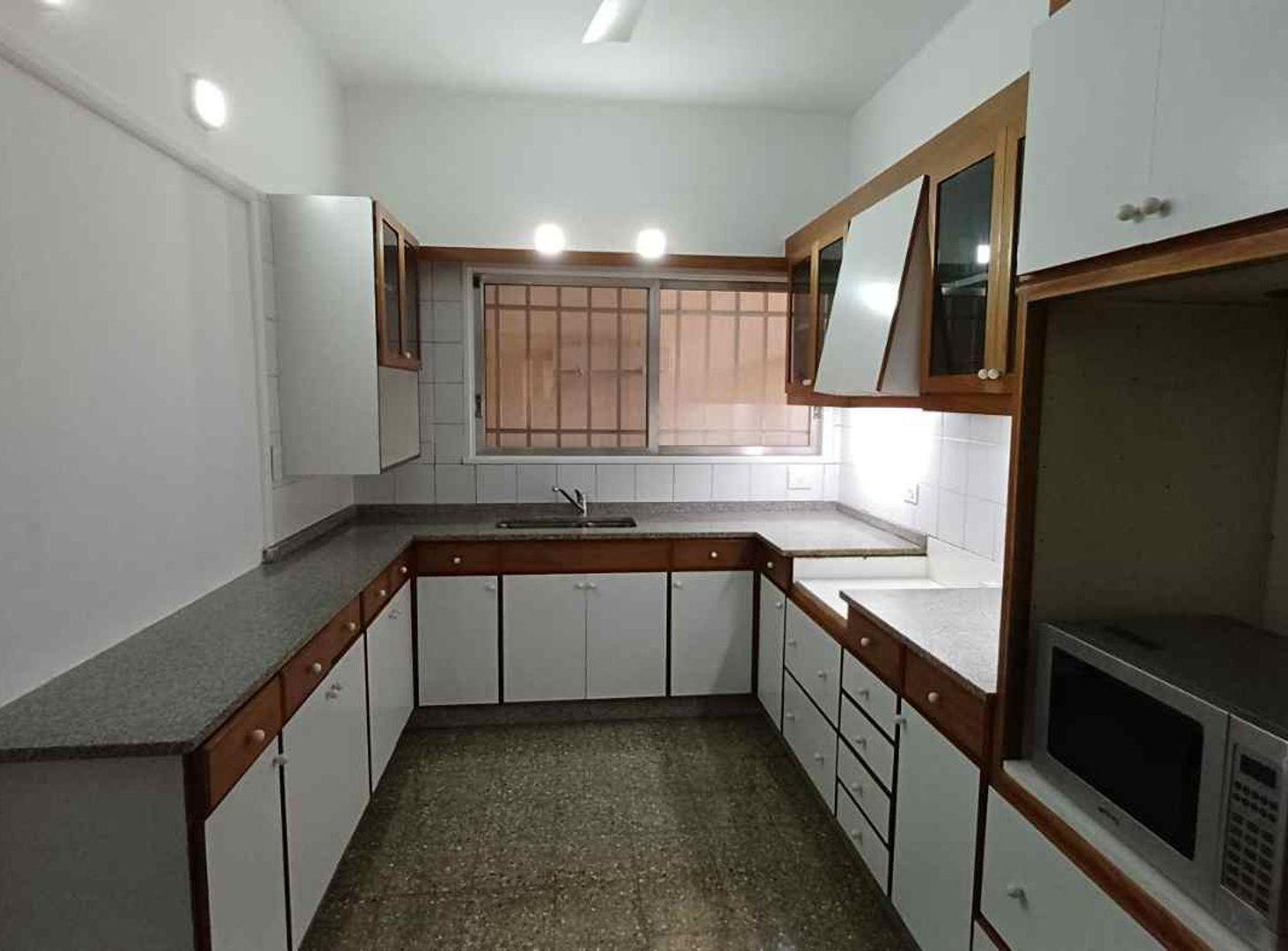 Foto de ALQUILER OFICINA COMERCIAL - PILAR CENTRO, imagen 2