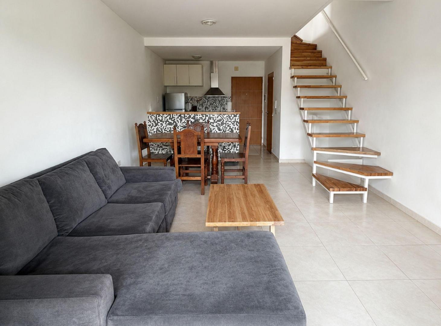 Foto de VENTA Departamento en Dúplex 2 Amb con Cochera, imagen 1