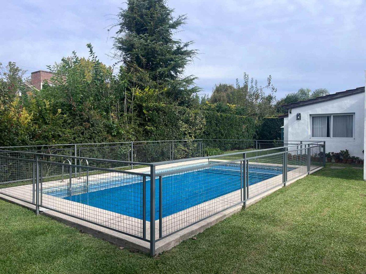 Foto de VENTA CASA 4 AMB APTA CREDITO COUNTRY BANCO PROV, imagen 2