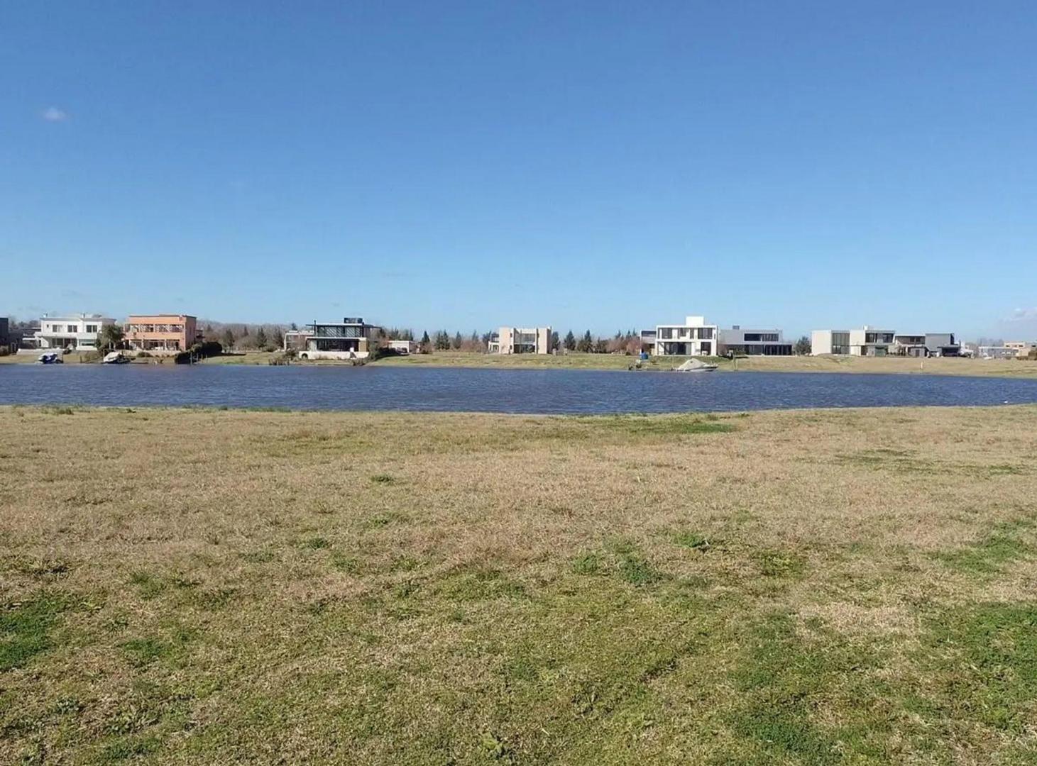 Foto de Venta terreno al rio Barrio el Naudir Escobar, imagen 2