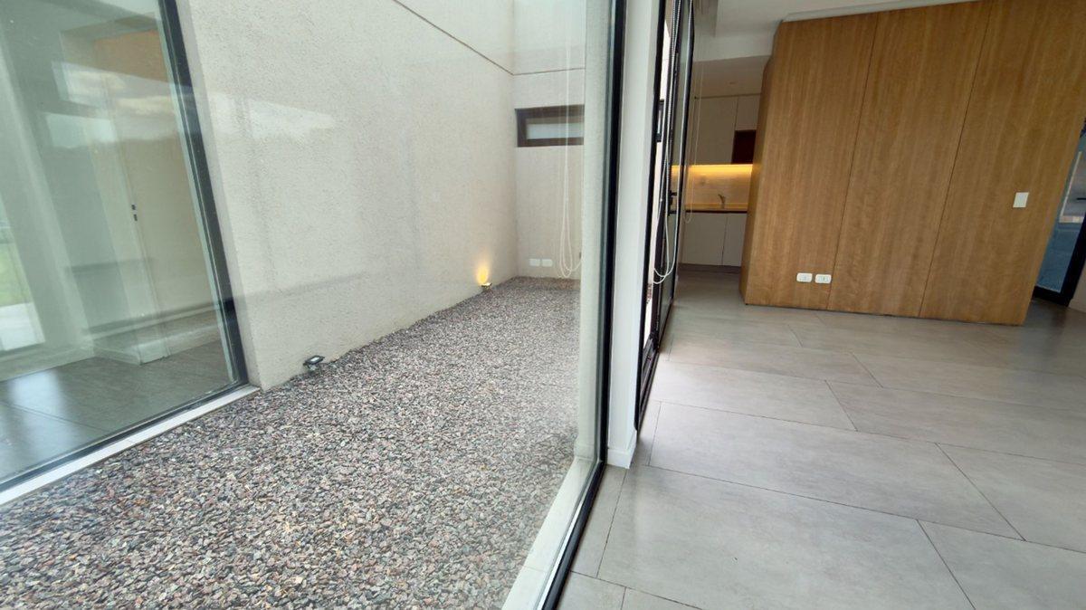 Foto de Casa 3 hab. en Barrio Puerto El Canton, Escobar, imagen 1
