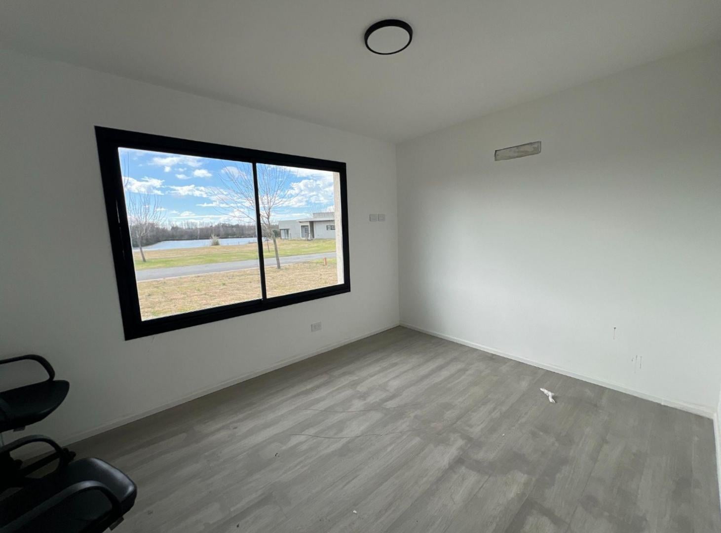 Foto de VENTA Casa 4 Ambientes a la Laguna Bo. El CAZAL, imagen 1