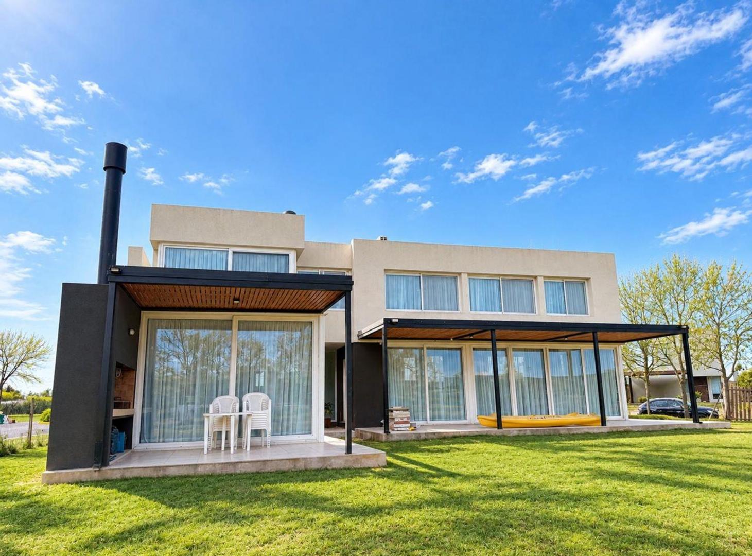 Foto de Venta. Casa a la Laguna. El Cazal ,Escobar., imagen 3