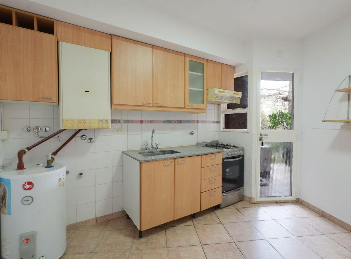 Foto de VENTA 4 amb.con cochera – Talar de Martínez, imagen 4