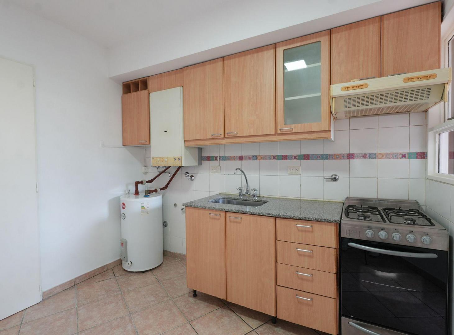 Foto de VENTA 4 amb.con cochera – Talar de Martínez, imagen 3