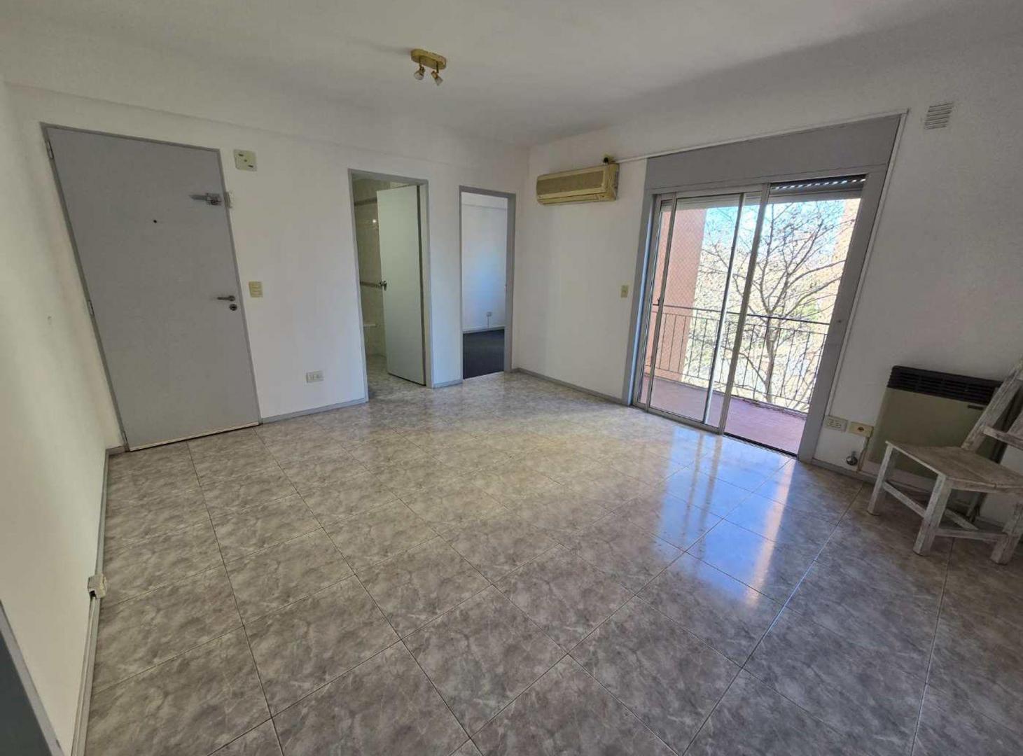 Foto de DEPARTAMENTO 2 AMB VENTA SAN ISIDRO COCHERA BAULER, imagen 4