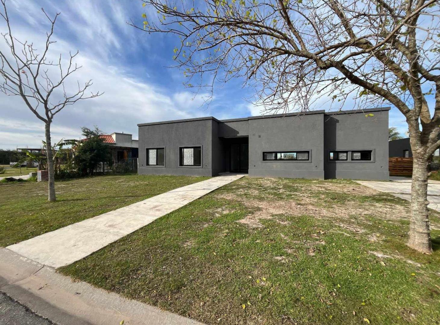 Foto de Casa al agua en Venta 5 amb. El Cantón Norte, imagen 1