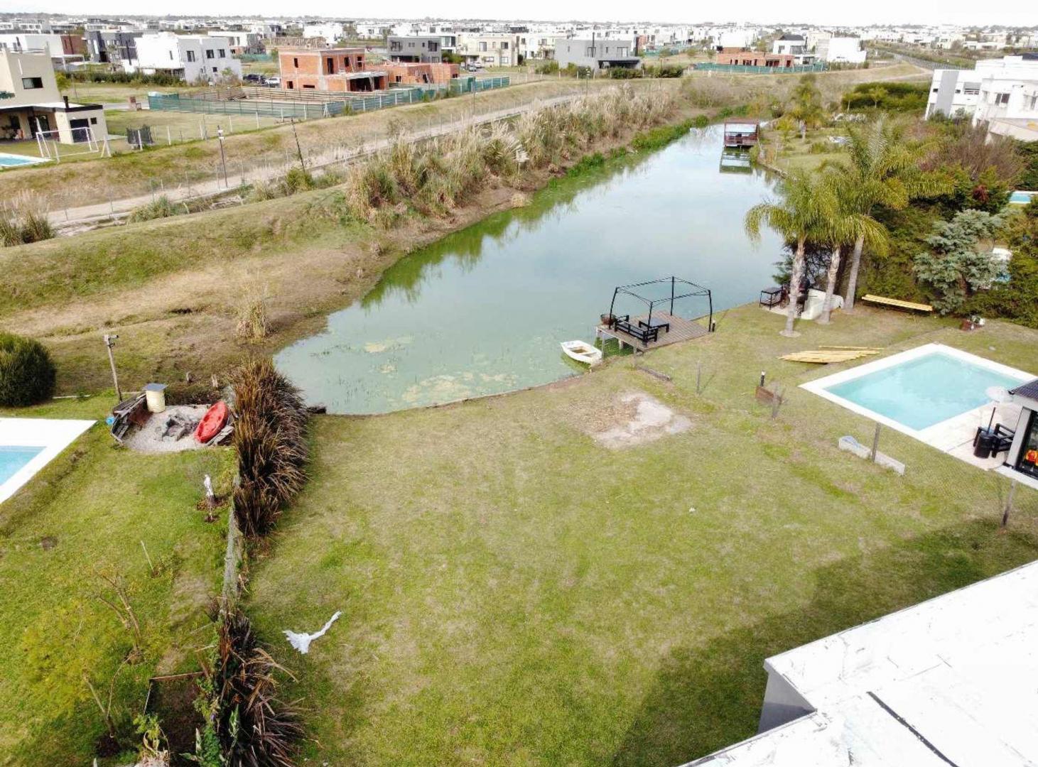 Foto de Casa al agua en Venta 5 amb. El Cantón Norte, imagen 2