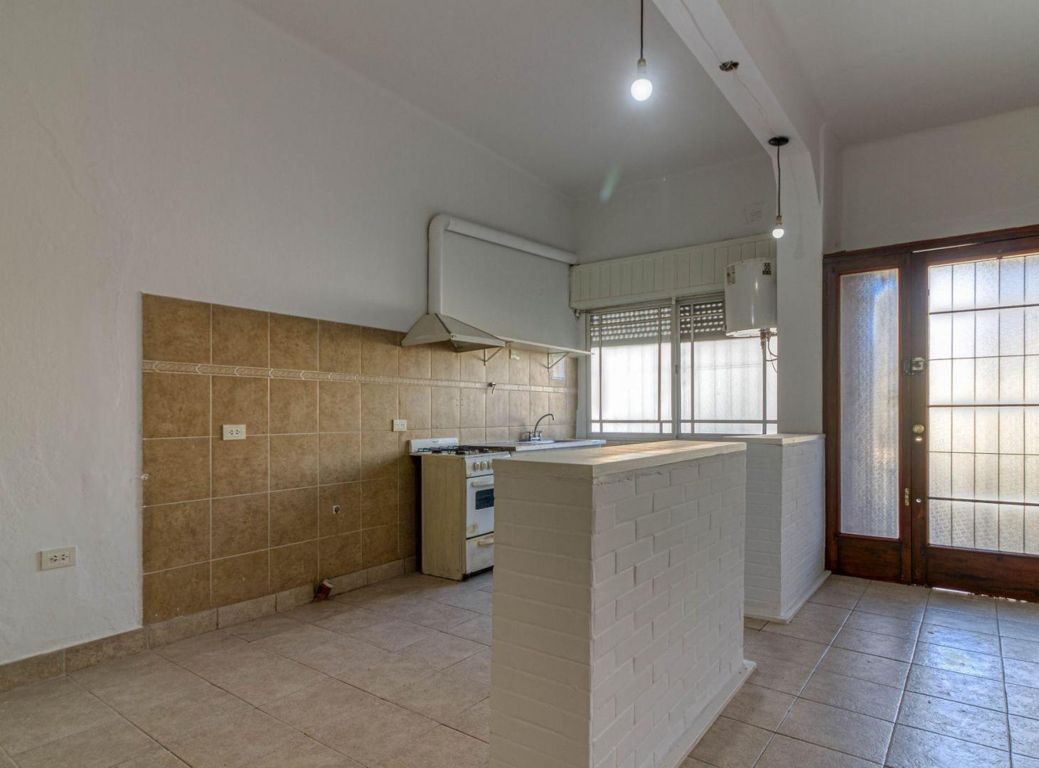 Foto de VENTA PH EN OLIVOS APTO CREDITO Y APTO PROFESIONAL, imagen 3