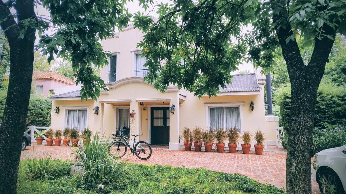 Foto de VENTA CASA 4 AMBIENTES ING MASCHWITZ LA ARBOLEDA, imagen 5