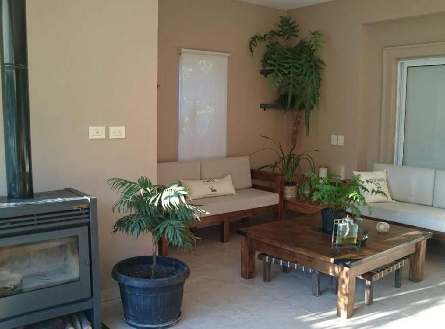 Foto de CASA EN ALQUILER BARRIO PALMERS COTTAGE, imagen 2