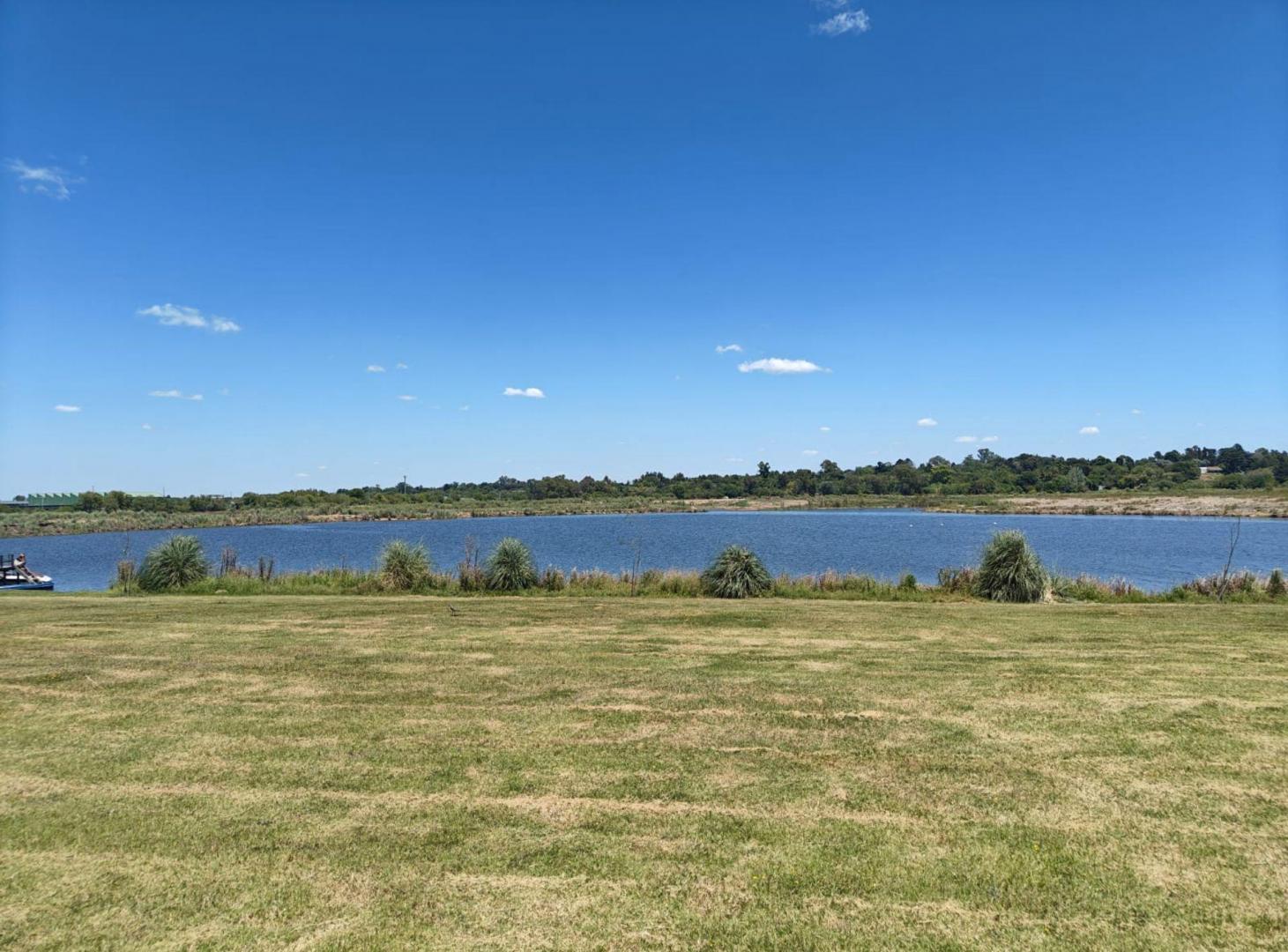 Foto de VENTA LOTE 900 M2 CON SALIDA AL RIO B° EL NAUDIR, imagen 5
