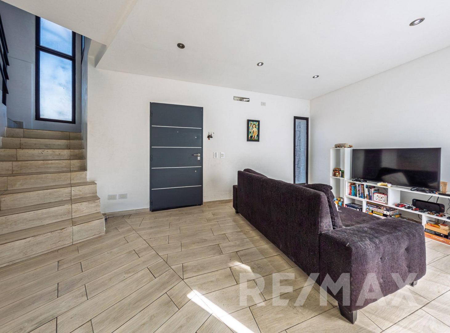 Foto de Casa 4 Ambientes en Los Robles – Lote de 500 m2, imagen 1