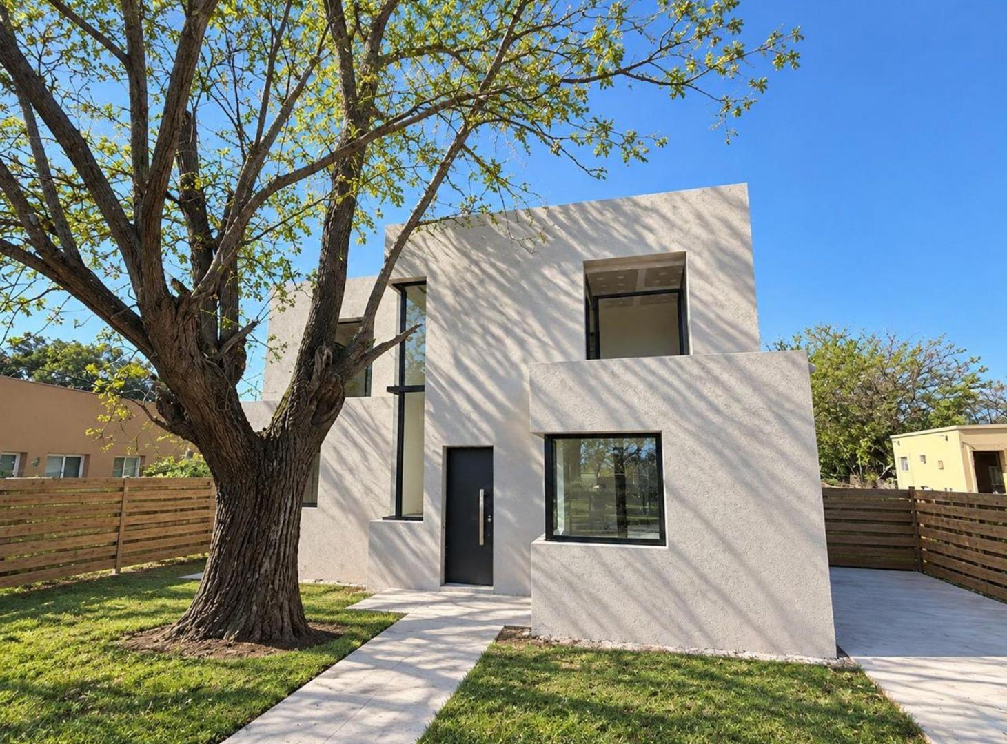 Foto de VENTA CASA A ESTRENAR SAN SEBASTIAN 5 AMB., imagen 1