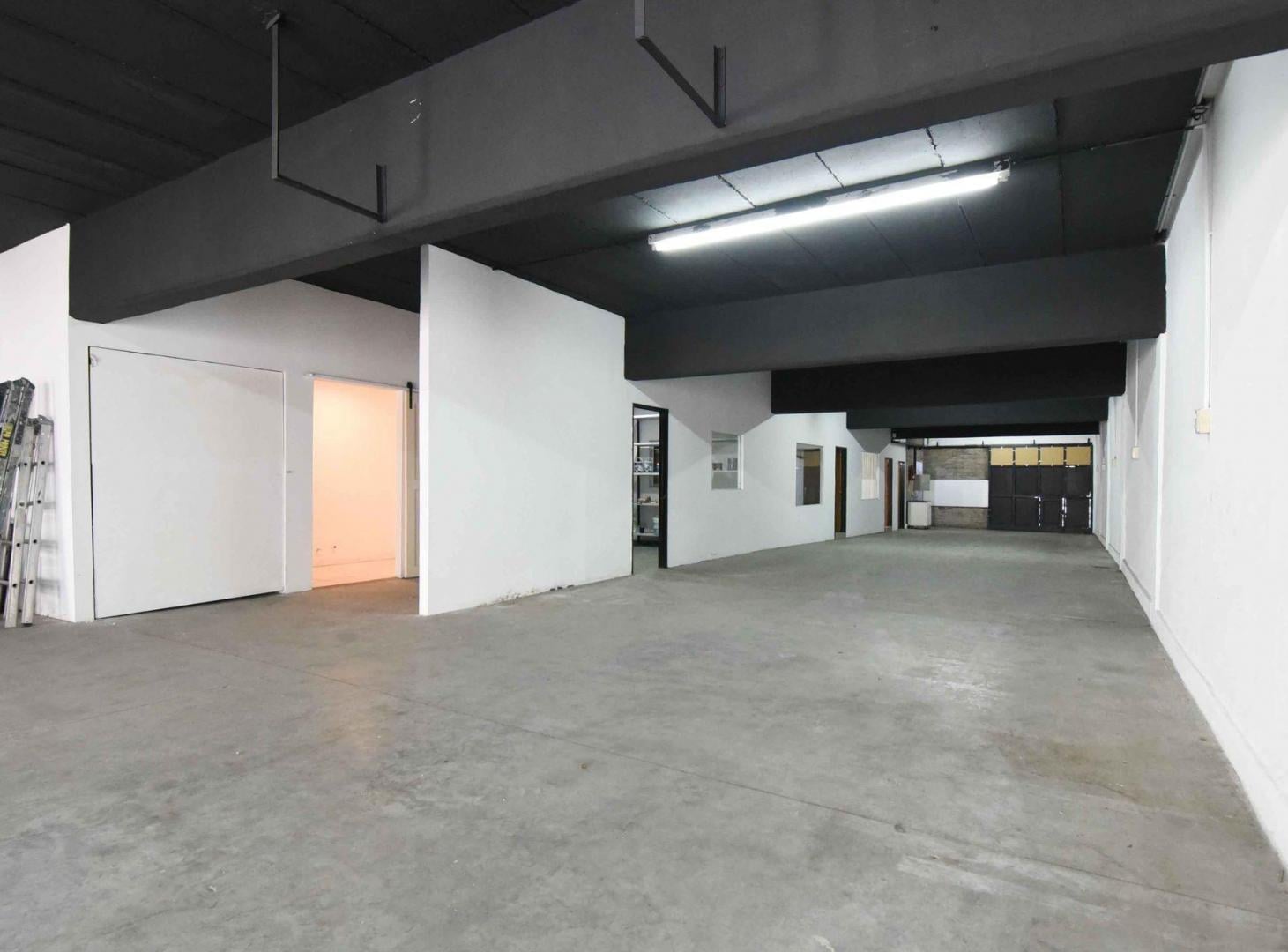 Foto de DEPÓSITO MATADEROS / VILLA LURO 9.20X44.50, imagen 2