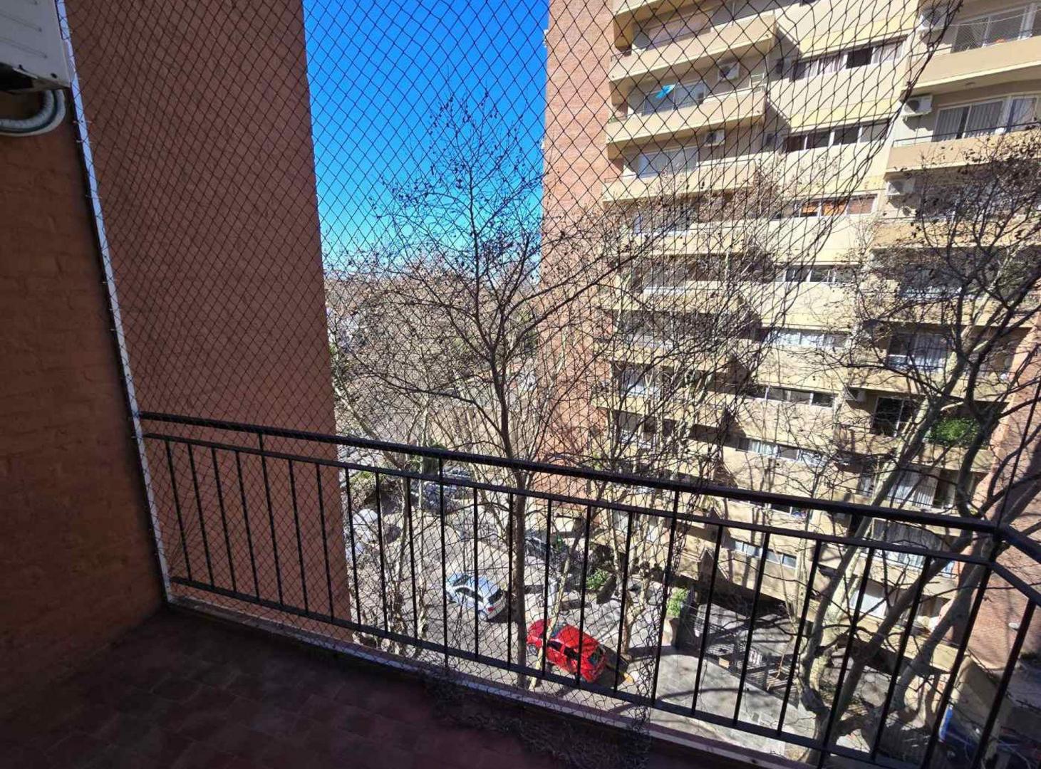 Foto de DEPARTAMENTO 2 AMB VENTA SAN ISIDRO COCHERA BAULER, imagen 3