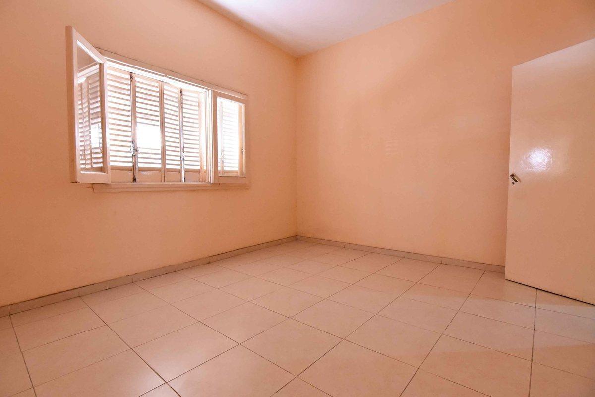 Foto de CASA + TZA+ TALLER PARQUE AVELLANEDA, imagen 3