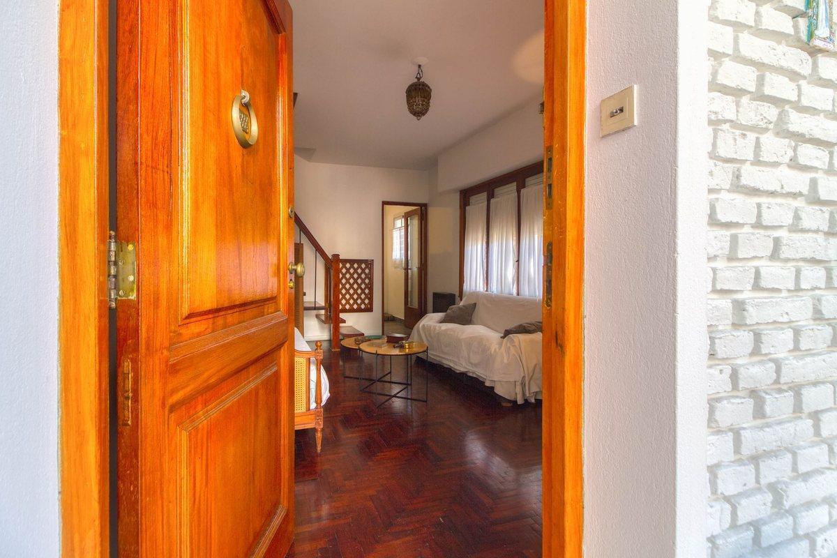 Foto de PH/CASA EN VENTA 3 AMB, OLIVOS, VTE LOPEZ C/ PATIO, imagen 1