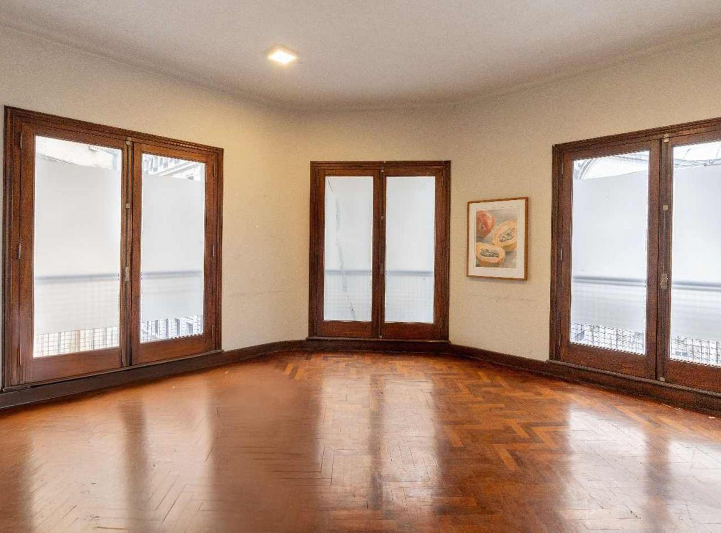 Foto de VENTA OFICINA 200MTS SAN NICOLAS, imagen 2