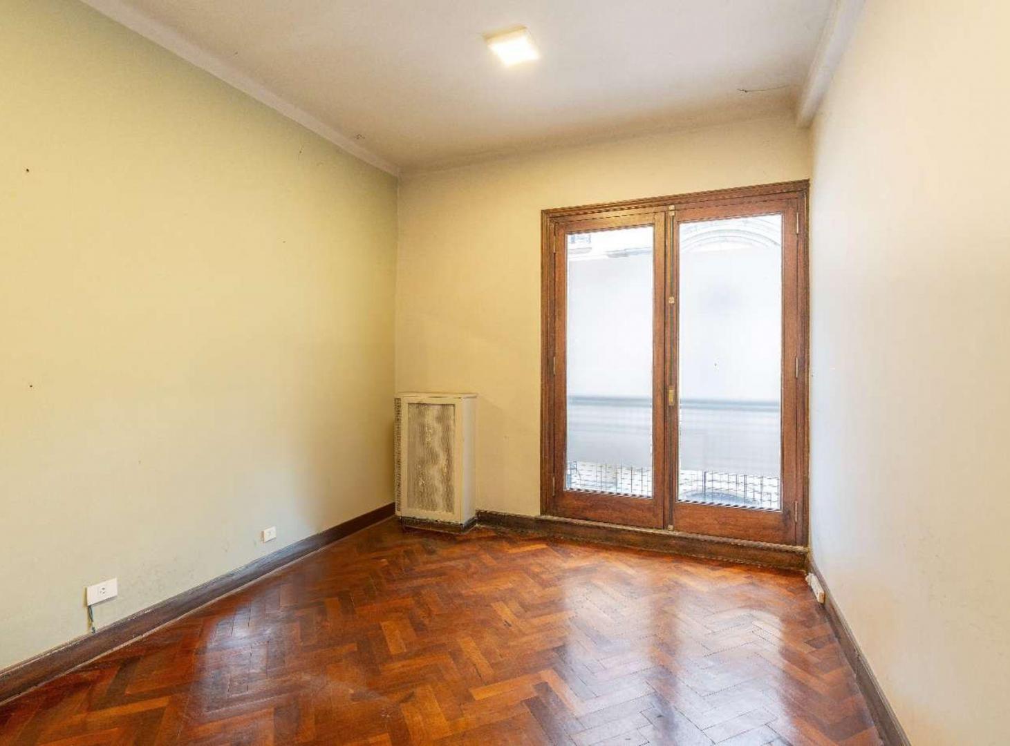 Foto de VENTA OFICINA 200MTS SAN NICOLAS, imagen 4