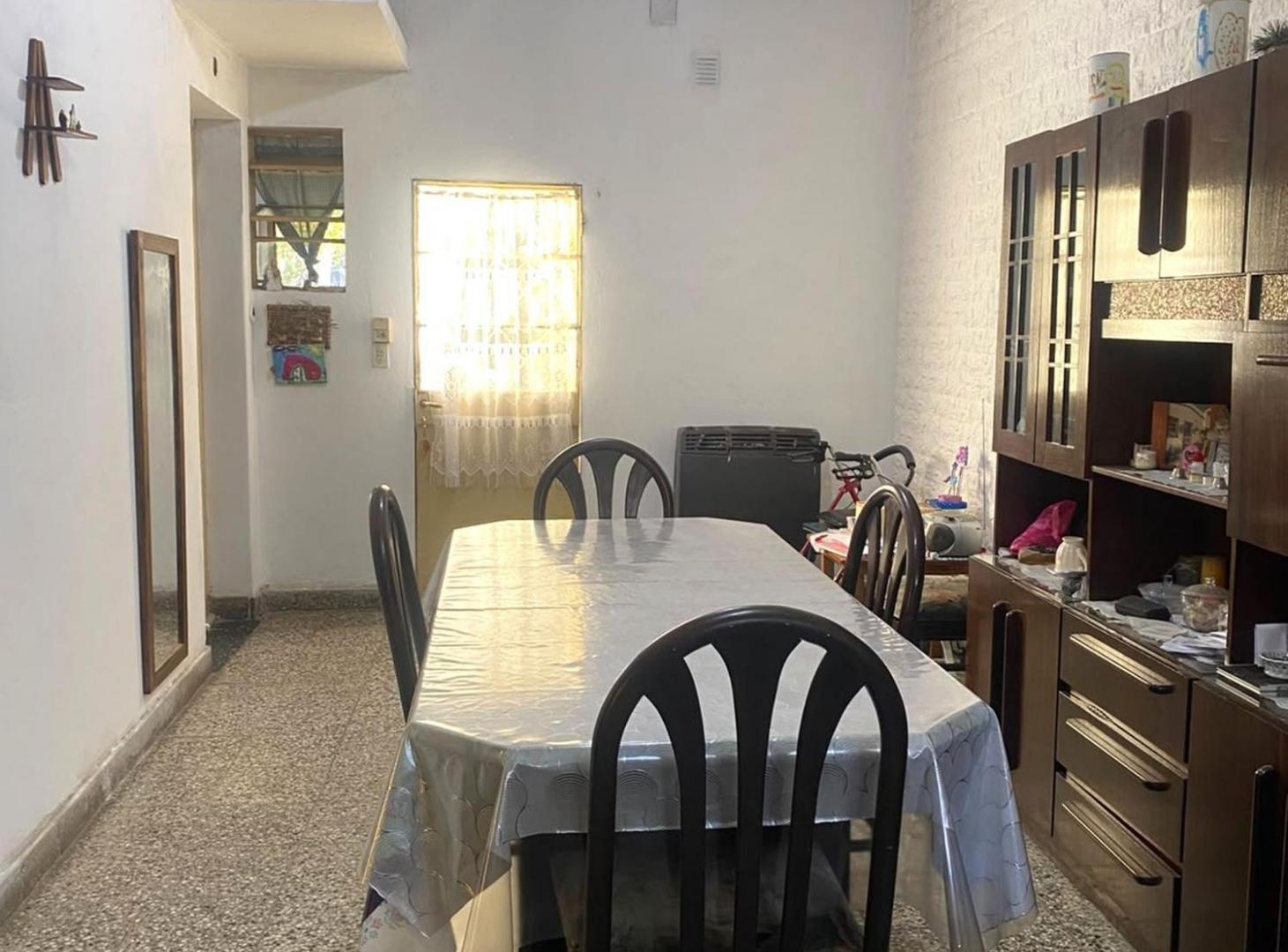 Foto de CASA EN VENTA EN DON TORCUATO 3 AMBIENTES MAS DPTO, imagen 2