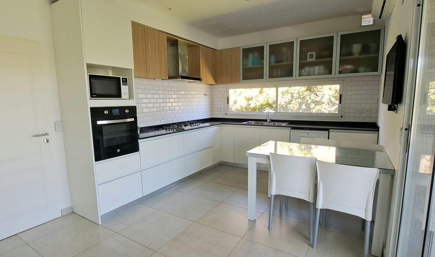 Foto de Venta Casa Acacias Puertos del Lago 5 Ambientes, imagen 4