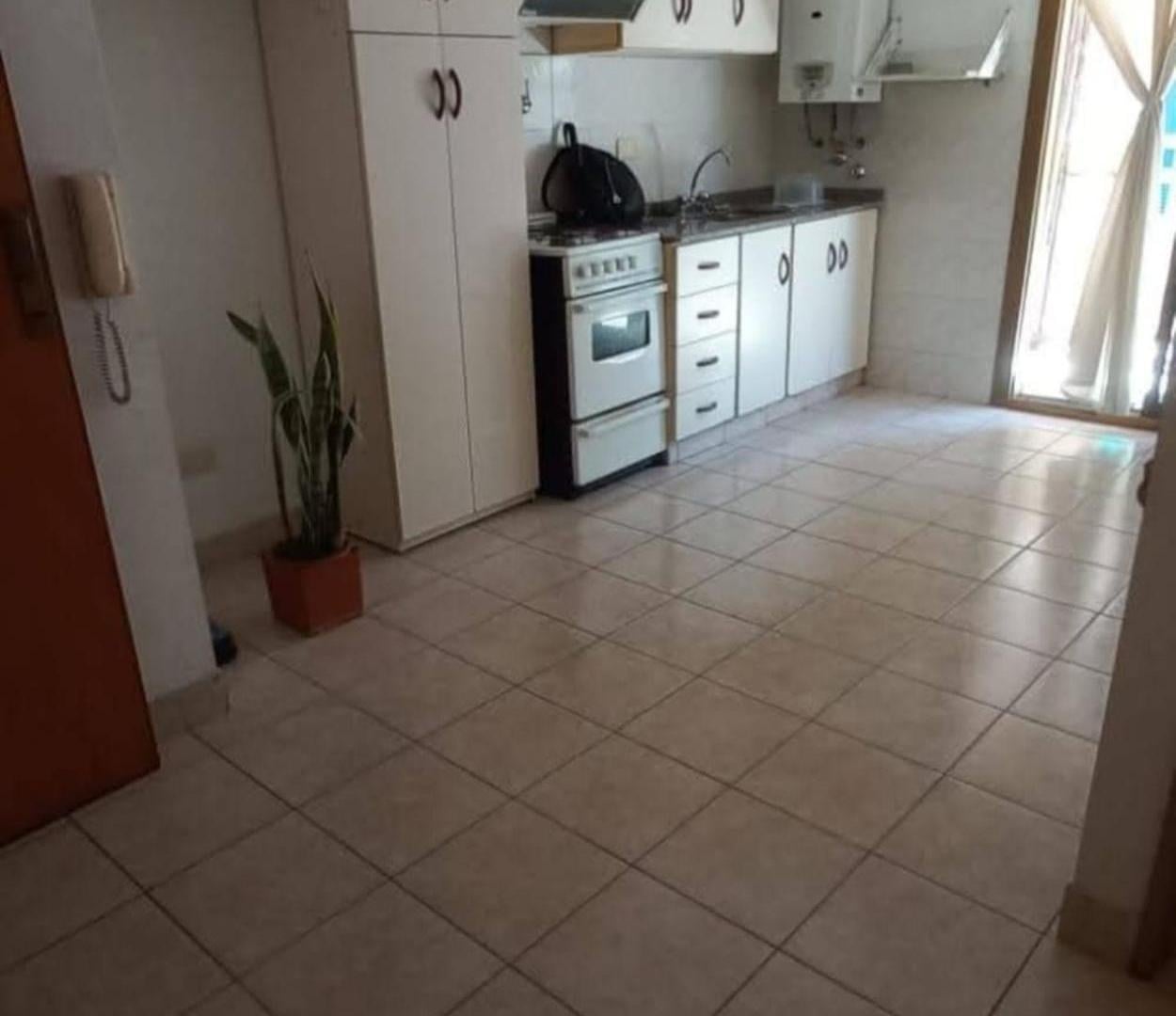 Foto de VENTA DEPTO 2 AMB SAN FERNANDO CON BALCON, imagen 2