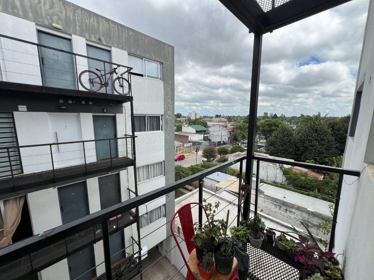 Foto de VENTA DEPARTAMENTO 2 AMBIENTES – Escobar, imagen 2