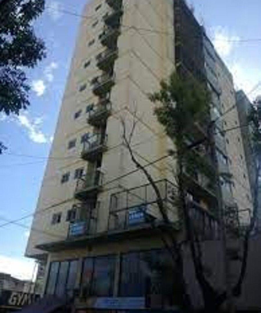 Foto de VENTA PILAR DEPARTAMENTO 4 AMBIENTES A REMODELAR, imagen 1