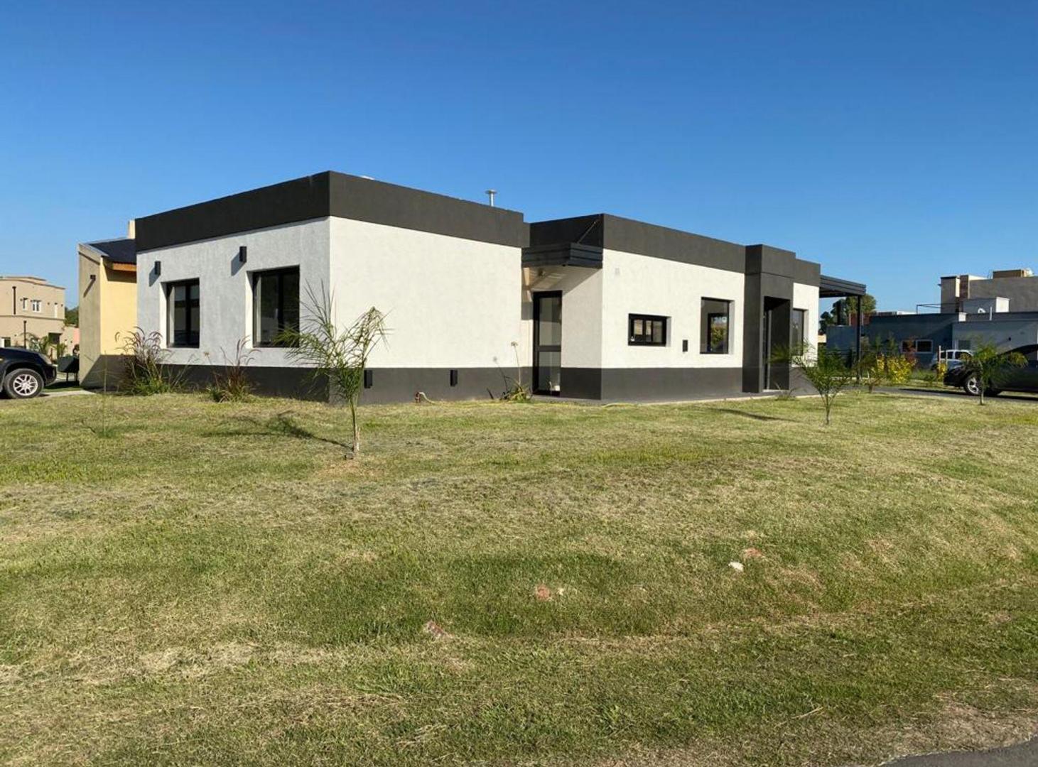 Foto de VENTA CASA LA CAÑADA PILAR APTA CREDITO - PILETA, imagen 1
