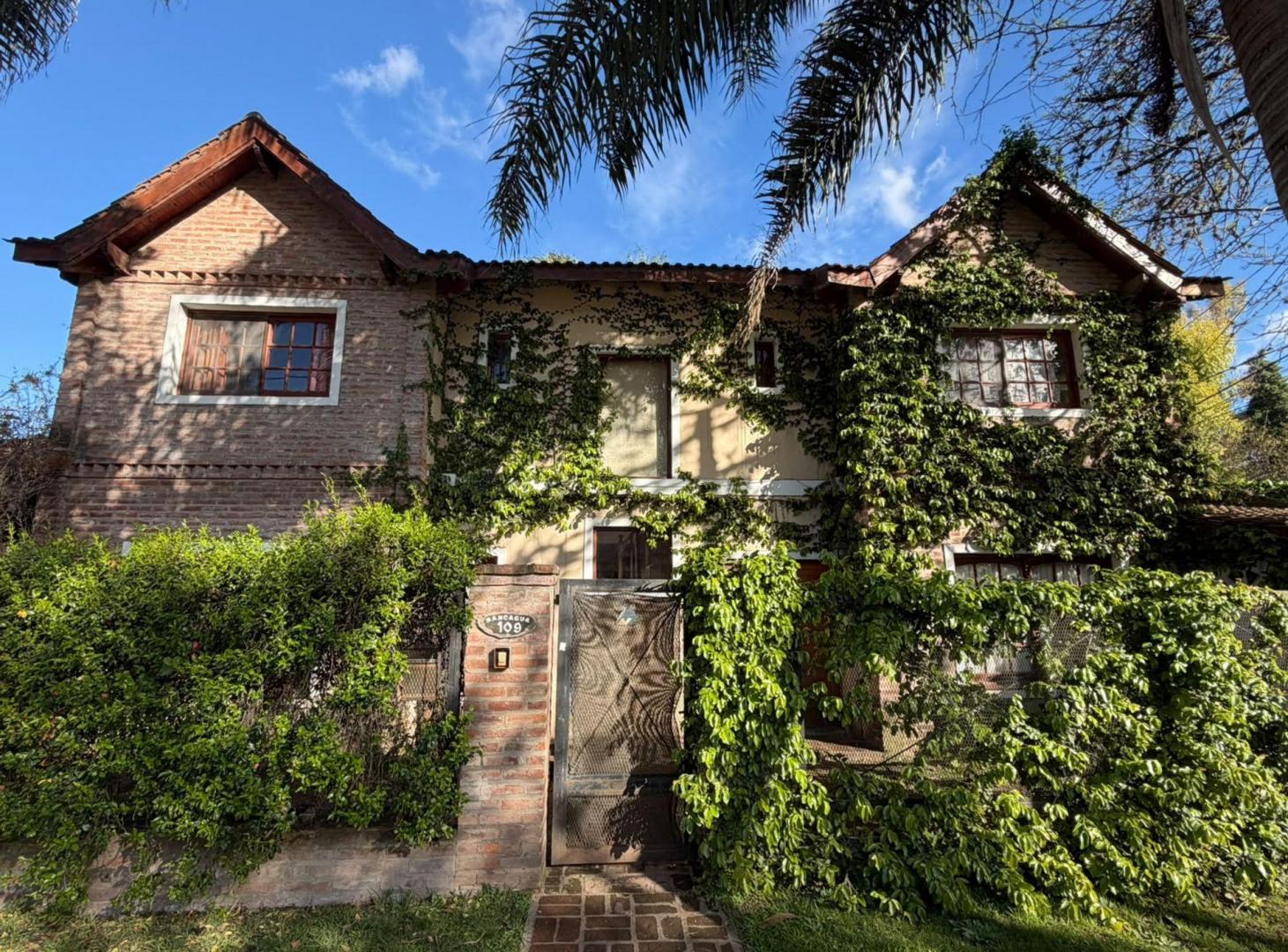 Foto de Venta Casa 5 amb barrio Las Nazarenas Pilar km51.5, imagen 1