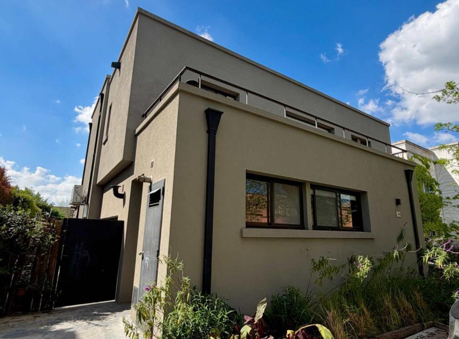 Foto de Venta casa 5 ambientes La Comarca interna A/crédt, imagen 2