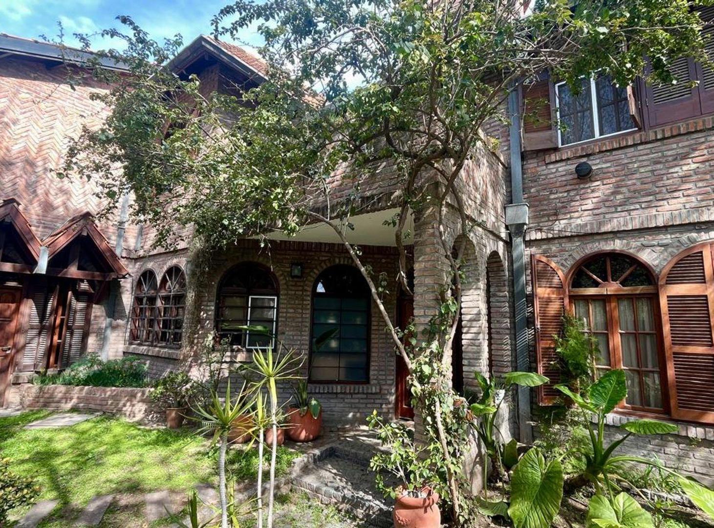 Foto de VENTA CASA 4 AMB PILETA DON TORCUATO, imagen 2