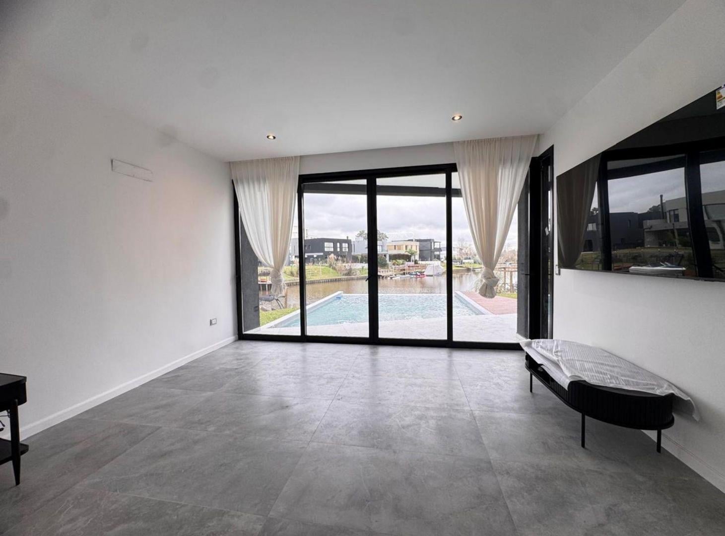 Foto de casa salida al rio muelle barrio privado canal, imagen 4