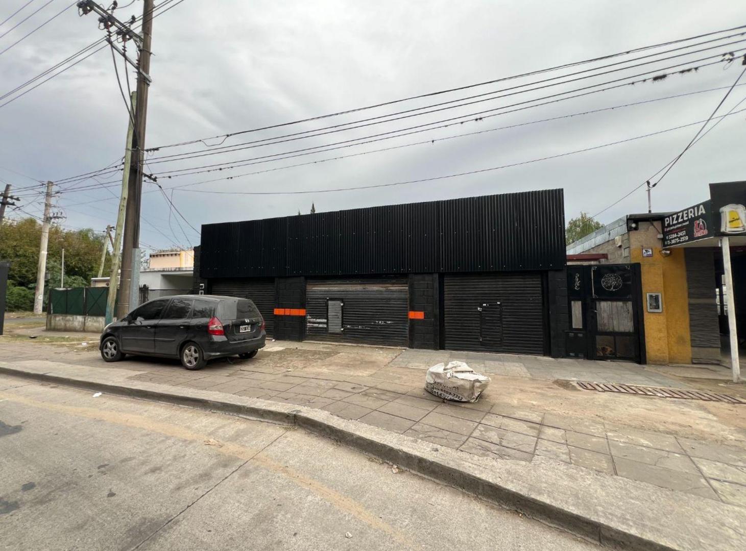 Foto de 4 locales + vivienda sobre 648 m² de lote, imagen 2