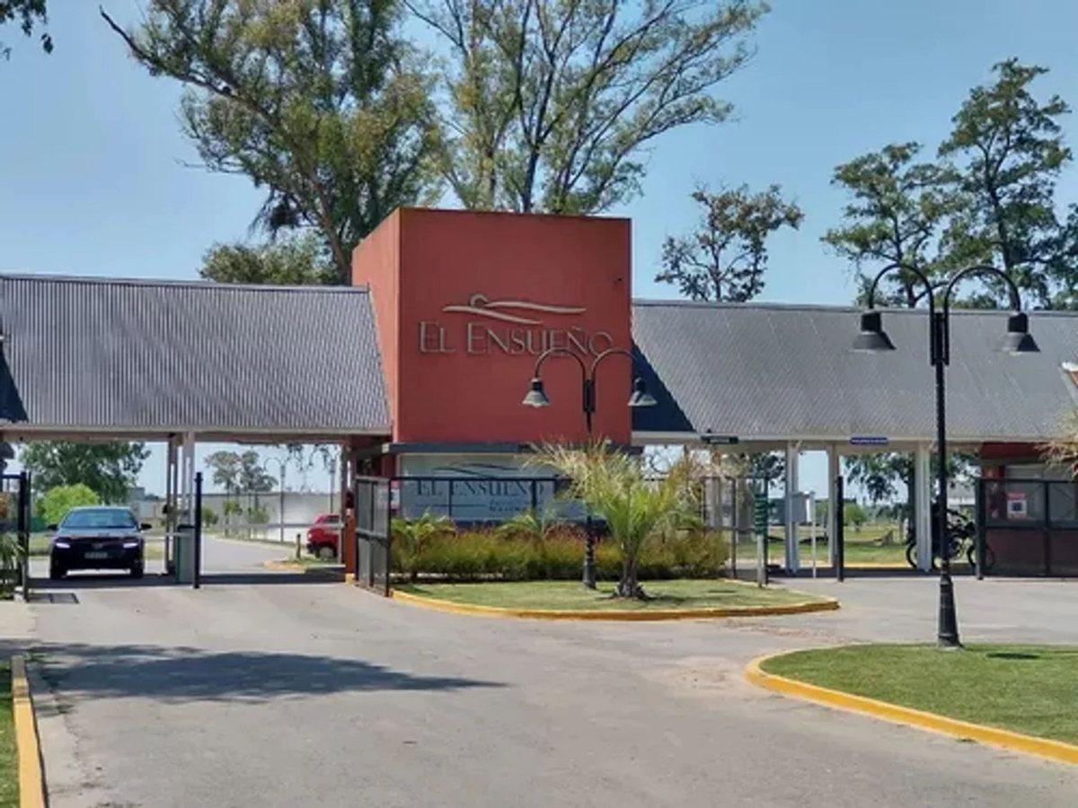 Foto de VENTA LOTE A LAGUNA EL ENSUEÑO MASCHWITZ ESCOBAR, imagen 2